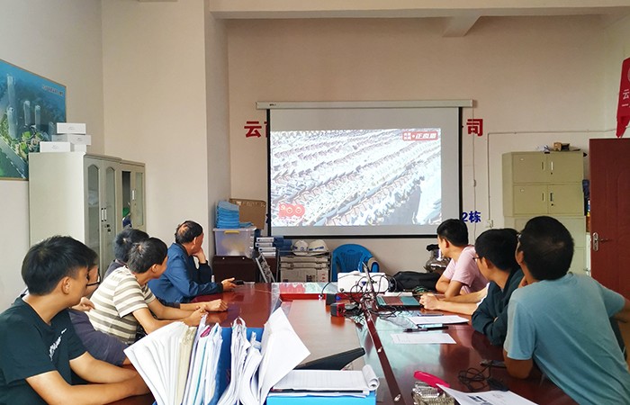 五〇五 興冶項目觀(guān)看照片 吳以琪攝影x小圖.jpg