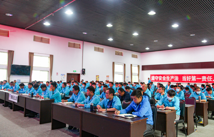 1658300930492913.jpg (小圖)會(huì )場(chǎng)1.jpg